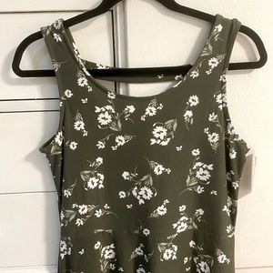 🎉5/$30 - Green floral print sundress